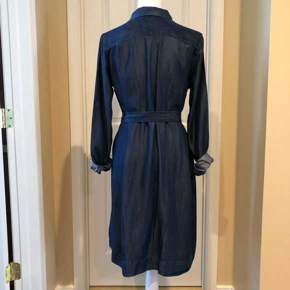Loft Chambray Dress - Picture 3 of 4
